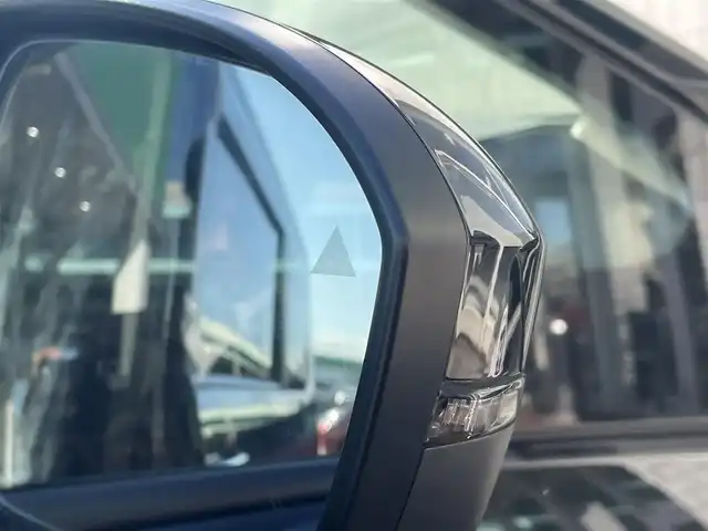 日産 セレナ e－パワー X 福岡県 2023(令5)年 1.8万km ダイヤモンドブラック 社外SDナビ(フルセグTV/BT/AM/FM)/バックカメラ/プロパイロット/エマージェンシーブレーキ/コーナーセンサー/ブラインドスポットモニター/片側パワスラ/ビルトインETC/USBポート/純正LEDヘッドライト/純正フロアマット/オートハイビーム/スマートキー/プッシュスタート