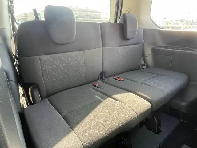 日産 セレナ e－パワー X 福岡県 2023(令5)年 1.8万km ダイヤモンドブラック 社外SDナビ(フルセグTV/BT/AM/FM)/バックカメラ/プロパイロット/エマージェンシーブレーキ/コーナーセンサー/ブラインドスポットモニター/片側パワスラ/ビルトインETC/USBポート/純正LEDヘッドライト/純正フロアマット/オートハイビーム/スマートキー/プッシュスタート