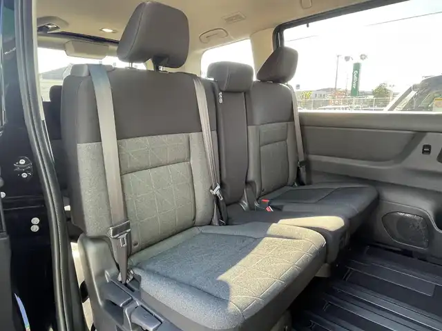 日産 セレナ e－パワー X 福岡県 2023(令5)年 1.8万km ダイヤモンドブラック 社外SDナビ(フルセグTV/BT/AM/FM)/バックカメラ/プロパイロット/エマージェンシーブレーキ/コーナーセンサー/ブラインドスポットモニター/片側パワスラ/ビルトインETC/USBポート/純正LEDヘッドライト/純正フロアマット/オートハイビーム/スマートキー/プッシュスタート