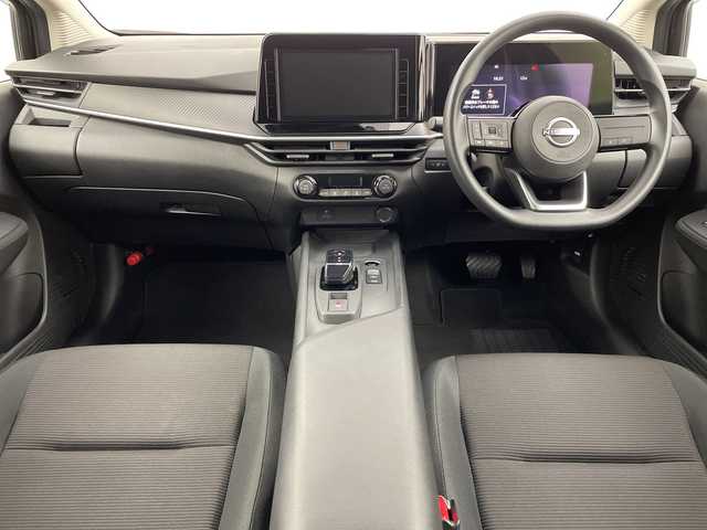 日産 ノート S 新潟県 2021(令3)年 2.5万km スーパーブラック エマージェンシーブレーキ/車線逸脱警報/防止支援/ブラインドスポットモニター/速度標識表示/標識検知支援/前後コーナーセンサー（移動物検知）/純正9インチナビ/フルセグTV/Bluetooth/アラウンドビューモニター/デジタルインナーミラー/オートライト/オートハイビーム/LEDヘッドライト/プッシュスタート/電動格納ミラー/ウィンカーミラー/ステアリングスイッチ/純正フロアマット/純正ドアバイザー