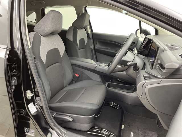 日産 ノート S 新潟県 2021(令3)年 2.5万km スーパーブラック エマージェンシーブレーキ/車線逸脱警報/防止支援/ブラインドスポットモニター/速度標識表示/標識検知支援/前後コーナーセンサー（移動物検知）/純正9インチナビ/フルセグTV/Bluetooth/アラウンドビューモニター/デジタルインナーミラー/オートライト/オートハイビーム/LEDヘッドライト/プッシュスタート/電動格納ミラー/ウィンカーミラー/ステアリングスイッチ/純正フロアマット/純正ドアバイザー