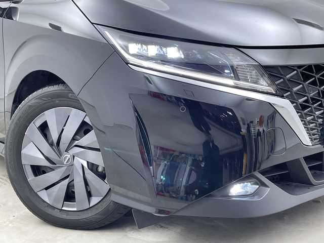 日産 ノート S 新潟県 2021(令3)年 2.5万km スーパーブラック エマージェンシーブレーキ/車線逸脱警報/防止支援/ブラインドスポットモニター/速度標識表示/標識検知支援/前後コーナーセンサー（移動物検知）/純正9インチナビ/フルセグTV/Bluetooth/アラウンドビューモニター/デジタルインナーミラー/オートライト/オートハイビーム/LEDヘッドライト/プッシュスタート/電動格納ミラー/ウィンカーミラー/ステアリングスイッチ/純正フロアマット/純正ドアバイザー