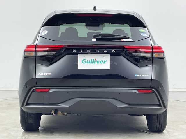 日産 ノート S 新潟県 2021(令3)年 2.5万km スーパーブラック エマージェンシーブレーキ/車線逸脱警報/防止支援/ブラインドスポットモニター/速度標識表示/標識検知支援/前後コーナーセンサー（移動物検知）/純正9インチナビ/フルセグTV/Bluetooth/アラウンドビューモニター/デジタルインナーミラー/オートライト/オートハイビーム/LEDヘッドライト/プッシュスタート/電動格納ミラー/ウィンカーミラー/ステアリングスイッチ/純正フロアマット/純正ドアバイザー