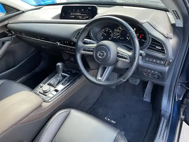 マツダ ＣＸ－３０ XD Lパッケージ 滋賀県 2020(令2)年 4.2万km ディープクリスタルブルーマイカ 純正ナビ/CD/DVD/USB/Bluetooth/HDMI/AppleCarPlay/AndroidAuto/フルセグテレビ/全方位カメラ/BOSEプレミアムサウンド/スマートブレーキサポート/レーダークルーズコントロール/パーキングセンサー/レーンキープアシスト/ブラインドスポットモニタリング/クルージングトラフィックサポート/パワーバックドア/アダプティブLEDヘッドライト/黒レザーシート/パワーシート/シートヒーター/ステアリングヒーター/ドライブレコーダー/ヘッドアップディスプレイ/パドルシフト/プッシュスタート/スマートキー
