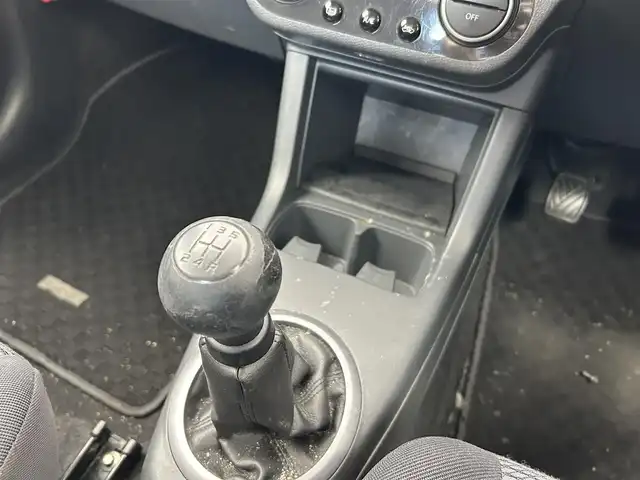スズキ スイフト XG 愛知県 2010(平22)年 5.8万km シルキーシルバーメタリック ＣＤ／ＡＭ／ＦＭ/ドライブレコーダー　/電動格納ミラー　/パワーウィンドウ　/スマートキー　/純正ホイールキャップ