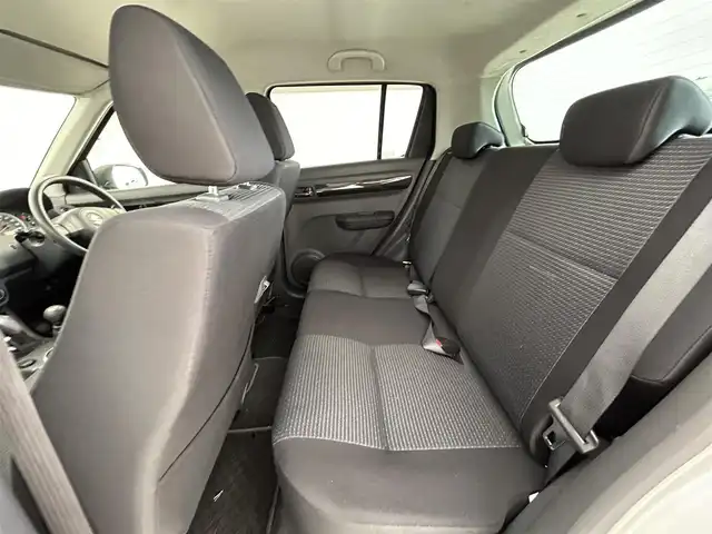 スズキ スイフト XG 愛知県 2010(平22)年 5.8万km シルキーシルバーメタリック ＣＤ／ＡＭ／ＦＭ/ドライブレコーダー　/電動格納ミラー　/パワーウィンドウ　/スマートキー　/純正ホイールキャップ