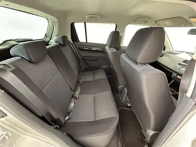 スズキ スイフト XG 愛知県 2010(平22)年 5.8万km シルキーシルバーメタリック ＣＤ／ＡＭ／ＦＭ/ドライブレコーダー　/電動格納ミラー　/パワーウィンドウ　/スマートキー　/純正ホイールキャップ