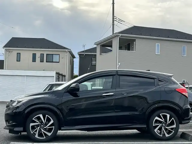 ホンダ ヴェゼル 静岡県 2016(平28)年 9.7万km クリスタルブラックパール ワンオーナー/純性ＳＤナビ(VXM-174VFi)/【CD/DVD/BT/地デジ】/純性LEDヘッドライト/純正18インチアルミホイール/クルーズコントロール/ハーフレザーシート/ETC/USB端子/スマートキー/ECONモード