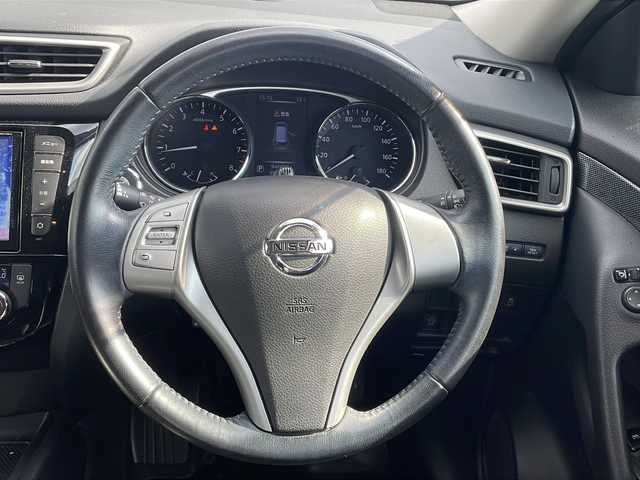 日産 エクストレイル 20X 秋田県 2014(平26)年 9.5万km ダイヤモンドブラック 登録時走行距離94687ｋｍ/４WD/純正ナビ（Bluetooth、CD/DVD、フルセグTV）/ETC/純正エアロパーツ（リアスポイラー）/ハーフレザーシート/前席シートヒーター/アイドリングストップ/横滑り防止装置/盗難防止装置/ダウンヒルアシストコントロール/社外17インチAW/LEDライト/フォグランプ/オートライト/純正フロアマット/スマートキー