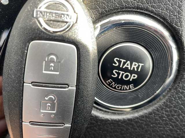 日産 エクストレイル 20X 秋田県 2014(平26)年 9.5万km ダイヤモンドブラック 登録時走行距離94687ｋｍ/４WD/純正ナビ（Bluetooth、CD/DVD、フルセグTV）/ETC/純正エアロパーツ（リアスポイラー）/ハーフレザーシート/前席シートヒーター/アイドリングストップ/横滑り防止装置/盗難防止装置/ダウンヒルアシストコントロール/社外17インチAW/LEDライト/フォグランプ/オートライト/純正フロアマット/スマートキー