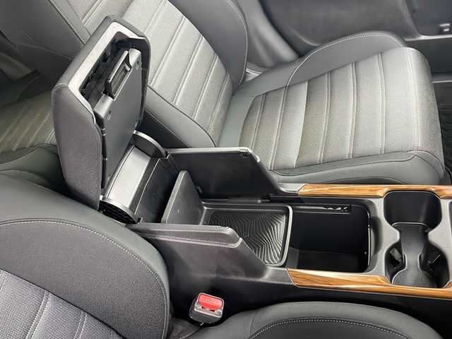 ホンダ ＣＲ－Ｖ ハイブリッド EX 栃木県 2019(平31)年 0.5万km プラチナホワイトパール ワンオーナー/純正SDナビ/ホンダセンシング/・衝突軽減ブレーキ/・レーンキープアシスト/・ブラインドスポットモニター/・レーダークルーズコントロール/・路線逸脱抑制制御/・先行車発進お知らせ/・オートハイビーム/バックカメラ/ETC2.0/前側ドライブレコーダー/前席シートヒーター/D席パワーシート/電動パーキング/パドルシフト/純正18インチアルミホイール/保証書/取扱説明書