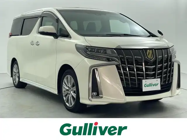 トヨタ アルファード S タイプゴールド 福井県 2020(令2)年 1万km ラグジュアリーホワイトパールクリスタルシャインガラスフレーク サンルーフ/純正ディスプレイオーディオ/【AM/FM/CD/DVD/Bluetooth/フルセグTV】/バックカメラ/ビルトインETC/純正フリップダウンモニター/トヨタセーフティセンス/・衝突軽減ブレーキ/・車線逸脱警報機能/・クルーズコントロール（追従有）/電動リアゲート/両側パワースライドドア/コーナーセンサー/オートライト/LEDヘッドライド/プッシュスタート/スマートキー/スペアキー