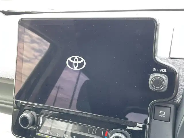 トヨタ シエンタ ハイブリッド Z 茨城県 2024(令6)年 0.4万km 緑 純正ナビ/【ラジオ・TV・BT・USB・Miracast】/レーダークルコン/ETC/全方位カメラ/前後コーナーセンサー/両側パワスラ/BSM/USB入力端子/オートライト/オートハイビーム/LEDライト/純正ホイールカバー/レーンキープアシスト/横滑り防止装置/衝突被害軽減システム/ステリモ/ウインカーミラー