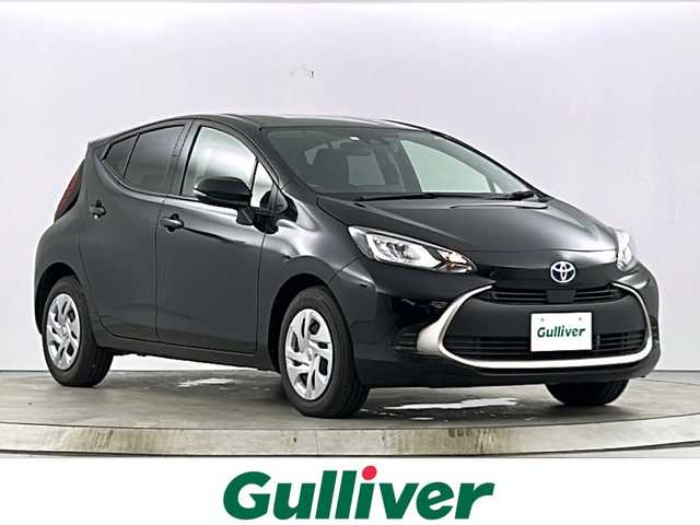 トヨタ アクア G 愛知県 2023(令5)年 1.6万km ブラックマイカ 禁煙車/純正8インチナビ/（AM/FM/Bluetooth/USB)/バックカメラ/AC100V電源/トヨタセーフティセンス/・衝突軽減ブレーキ/・レーンキープアシスト/・オートマチックハイビーム/追従式クルーズコントロール/ETC/ドライブレコーダー/LEDヘッドライト/スマートキー/プッシュスタート/フロアマット/横滑り防止装置