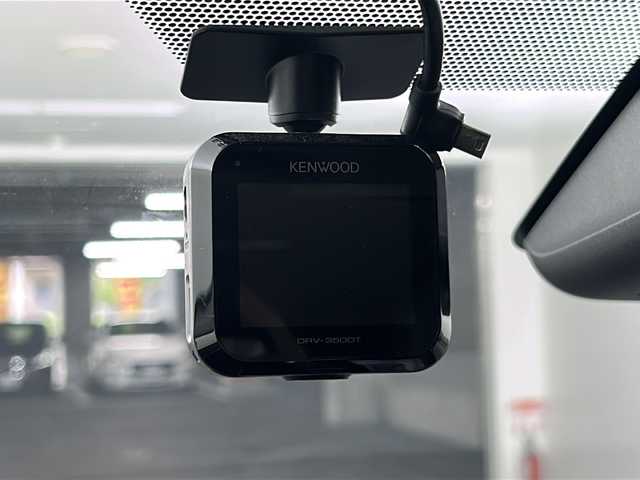 トヨタ アクア G 愛知県 2023(令5)年 1.6万km ブラックマイカ 禁煙車/純正8インチナビ/（AM/FM/Bluetooth/USB)/バックカメラ/AC100V電源/トヨタセーフティセンス/・衝突軽減ブレーキ/・レーンキープアシスト/・オートマチックハイビーム/追従式クルーズコントロール/ETC/ドライブレコーダー/LEDヘッドライト/スマートキー/プッシュスタート/フロアマット/横滑り防止装置