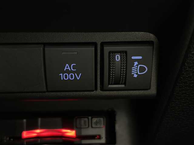 トヨタ アクア G 愛知県 2023(令5)年 1.6万km ブラックマイカ 禁煙車/純正8インチナビ/（AM/FM/Bluetooth/USB)/バックカメラ/AC100V電源/トヨタセーフティセンス/・衝突軽減ブレーキ/・レーンキープアシスト/・オートマチックハイビーム/追従式クルーズコントロール/ETC/ドライブレコーダー/LEDヘッドライト/スマートキー/プッシュスタート/フロアマット/横滑り防止装置