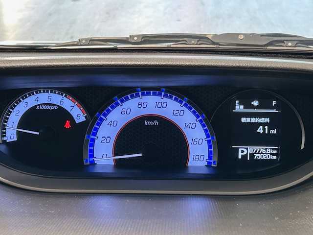 スズキ ソリオ バンディット HV MV Dカメラ ブレーキS 宮城県 2018(平30)年 7.5万km ミネラルグレーM スズキセーフティサポート/・デュアルセンサーブレーキ/・発進お知らせ機能/・標識認識機能/・車線維持支援機能/・車線逸脱抑制機能/・車線逸脱警報機能/・ふらつき警告機能/SDナビ/アダプティブクルーズコントロール/シートヒーター/ETC/プッシュスタート/LEDヘッドライト/オートライト/純正アルミホイール/純正フロアマット/レザーシートカバー/アイドリングストップ/盗難防止装置/横滑り防止装置