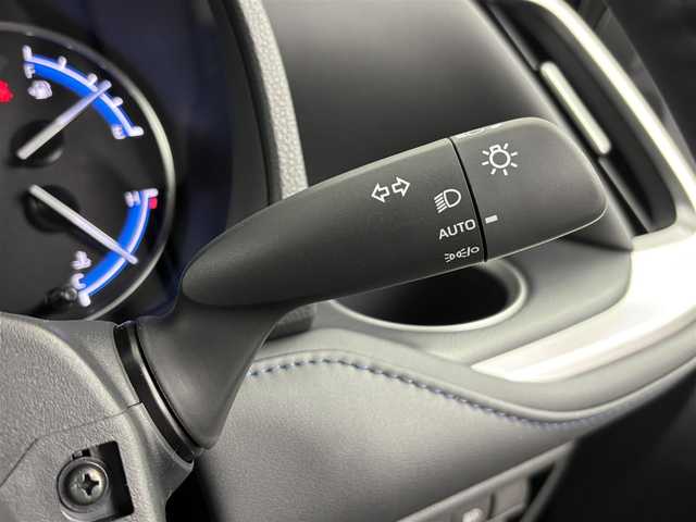 トヨタ ヴォクシー ハイブリッド S－Z 埼玉県 2025(令7)年 0.1万km未満 アティチュードブラックマイカ 純正１０．５インチディスプレイオーディオ　/パノラミックビューモニター　/快適利便ＨＩＧＨ　/ヘッドアップディスプレイ　/ＢＳＭ　/デジタルインナーミラー　/プロジェクトＬＥＤ　/ＥＴＣ２．０　/ユニバーサルステップ