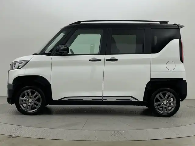 三菱 デリカミニ T プレミアム 新潟県 2025(令7)年 0.1万km未満 アメジストブラック/シルキーホワイト ４WD/登録未使用車/禁煙車/マイパイロット/純正9インチディスプレイオーディオ/　　AM/FM/BT/USB/applecarplay/androidauto/アラウンドビューモニター/両側パワースライドドア/ハンズフリー オートスライドドア/レーダークルーズコントロール/LEDオートライト/ハーフレザーシート/前席シートヒーター/純正15インチアルミホイール付/アイドリングストップ/ステアリングスイッチ/パドルシフト/ステアリングヒーター/電動パーキングブレーキ/オートブレーキホールド/ダウンヒルアシストコントロール/サーキュレーター/リアサンシェード/リアパーソナルデーブル/スペアキー/スマートキー