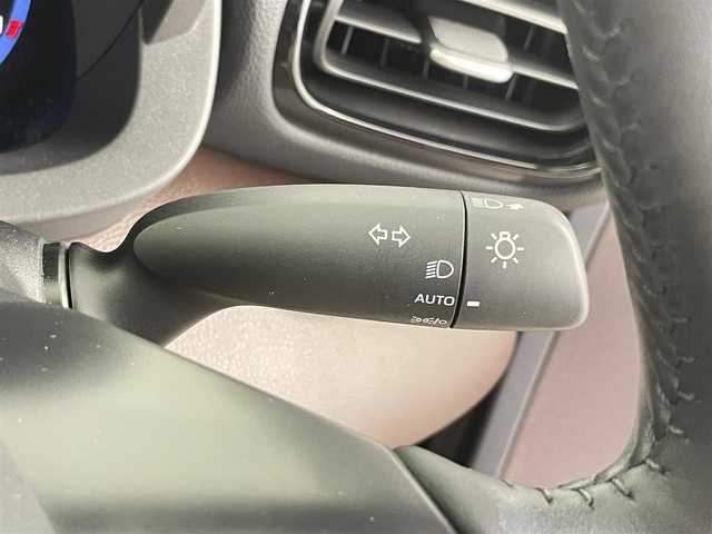 トヨタ ヤリスクロス ハイブリッド Z 千葉県 2022(令4)年 3.1万km ブラスゴールドメタリック/ブラックマイカ 2トーン 禁煙車/純正ナビ/・Bluetooth/Miracast/フルセグTV/・全方位カメラ/衝突被害軽減ブレーキ/・レーダークルーズコントロール/・レーンキープ/・車線逸脱警報/・コーナーセンサー/電子パーキングブレーキ/・オートホールド/パワーバックドア/・パワーシート/シートヒーター/・ステアリングヒーター/ドライブモード/・EVモード/オートLEDハイビーム/・オートLEDライト/ETC/スマートキー/・スペアキー