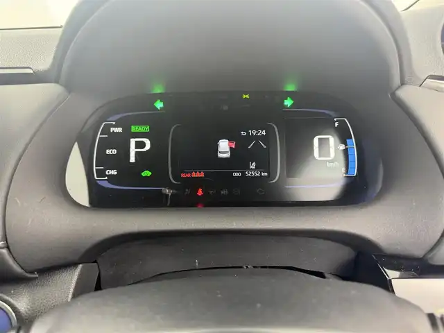 トヨタ アクア G 愛知県 2022(令4)年 5.3万km プラチナホワイトパールマイカ ・純正ナビ/・バックカメラ/・Bluetooth/・トヨタセーフティセンス/・衝突被害軽減システム/・コーナーセンサー/・クルーズコントロール/・レーンキープアシスト/・オートライト/・ドライブレコーダー/・ETC/・プッシュスタート/・スマートキー