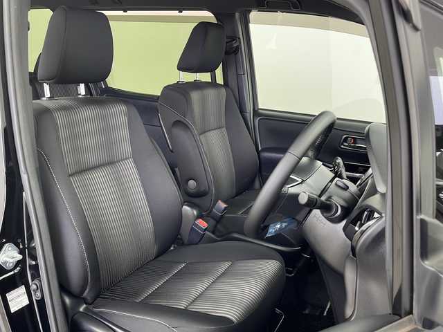 トヨタ ヴォクシー ZS 煌Ⅱ 鹿児島県 2020(令2)年 3.5万km ブラック 純正メーカーOPナビ/（CD/DVD/BT/フルセグTV）/純正12.1インチフリップダウンモニター/両側パワースライドドア/プリクラッシュセーフティ/レーンキープアシスト/クルーズコントロール/オートライト/オートマチックハイビーム/アイドリングストップ/後席サンシェード/スマートキー/プッシュスタート/バックカメラ