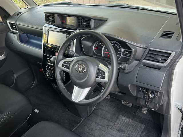 トヨタ タンク カスタムG－T 静岡県 2019(令1)年 3.5万km パールホワイトⅢ 純正ナビ/・FM/AM/・CD/・SD/・Bluetooth/・TV/主要装備/・ＥＴＣ/・バックカメラ/・クルーズコントロール/・両側パワースライドドア/・オートライト/・オートハイビーム/・フォグランプ/・クリアランスソナー/・横滑り防止装置/・アイドリングストップ/・衝突被害軽減システム/・車線逸脱警報/・先行車発進お知らせ