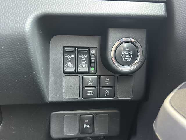 トヨタ タンク カスタムG－T 静岡県 2019(令1)年 3.5万km パールホワイトⅢ 純正ナビ/・FM/AM/・CD/・SD/・Bluetooth/・TV/主要装備/・ＥＴＣ/・バックカメラ/・クルーズコントロール/・両側パワースライドドア/・オートライト/・オートハイビーム/・フォグランプ/・クリアランスソナー/・横滑り防止装置/・アイドリングストップ/・衝突被害軽減システム/・車線逸脱警報/・先行車発進お知らせ