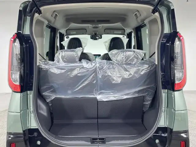 三菱 デリカミニ T プレミアム 神奈川県 2025(令7)年 0.1千km 緑Ⅱ 届出済未使用車/ターボ/サイドデカール/ルーフレール/2トーンカラー/純正9型ディスプレイオーディオ【DA22JM】/Androidauto　Applecarplay　AUX　USB　Bluetooth　IPOD/マルチアラウンドビューモニター/両側電動スライドドア【サンシェード】/デジタルルームミラー/e-アシスト/マイパイロット/衝突被害軽減ブレーキ/踏み間違い防止アシスト/車線逸脱警報システム/車線逸脱防止支援機能/前方衝突予測警報/標識認識機能/先行車発進通知/オートマチックハイビーム/ふらつき警報/レーダークルーズコントロール/車線維持支援機構/前後ソナー/アイドリングストップ/ハーフレザーシート/前席シートヒーター/革巻きステアリング/パドルシフト/ステアリングヒーター/ダウンヒルアシストコントロール/プラズマクラスター付リアサーキュレーター/電動パーキングブレーキ/AVH/プッシュスタート/スマートキー/LEDヘッド/フォグランプ/オートライト/純正リアスポイラー/純正15インチアルミホイール/取説　保証書　スペアキー