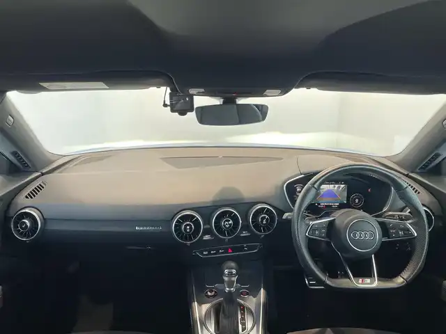 アウディ ＴＴクーペ Sラインコンペティション 愛知県 2020(令2)年 4万km 青 バーチャルコクピット　/マトリクスＬＥＤ　/ＭＭＩナビゲーション　/バックカメラ　/フルセグＴＶ　/Ｂｌｕｅｔｏｏｔｈ　/ハーフレザー　/シートヒーター　/ＬＫＡ　/ＢＳＭ　/クルーズコントロール/ドライブレコーダー　/ＥＴＣ２．０/プッシュスタート/アイドリングストップ/ウィンカーミラー