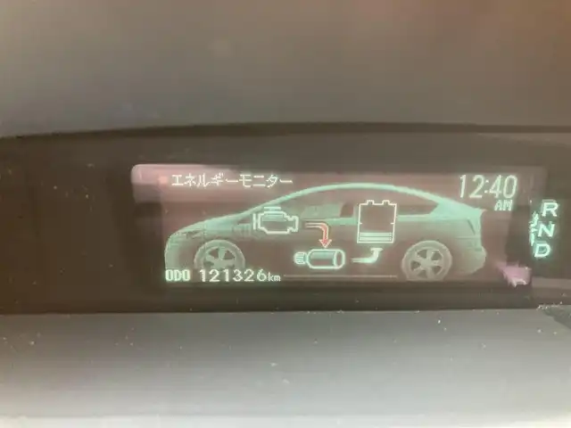 トヨタ プリウス G ツーリングセレクション 埼玉県 2014(平26)年 12.2万km スーパーホワイトⅡ (株)IDOMが運営する【じしゃロン鳩ヶ谷店】の自社ローン専用車両になりますこちらは現金またはオートローンご利用時の価格です。自社ローンご希望の方は別途その旨お申付け下さい/純正SDナビ（NSZA-X64T）/フルセグテレビ/バックカメラ/プッシュスタート/ETC/レーダークルーズコントロール/純正17インチAW/純正LEDヘッドライト/ハーフレザーシート/スマートキー/革巻ステアリング/フォグランプ/ウインカーミラー