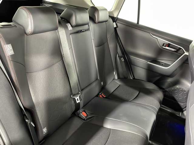 トヨタ ＲＡＶ４ アドベンチャー オフロードPKG 広島県 2021(令3)年 2.5万km アティチュードブラックマイカ TRDフロントバンパーガーニッシュ/TRDフロントロアガーニッシュ/TRD18インチアルミホイール/TRDマッドフラップ/モデリスタタフブレード/純正9型ディスプレイオーディオ（AppleCarPlay/AndroidAuto）/パノラミックビューモニター/黒革シート/パワーシート/シートヒーター/ベンチレーション/ステアリングヒーター/セーフティセンス/・プリクラッシュセーフティ/・レーントレーシングアシスト/・オートマチックハイビーム/・レーダークルーズコントロール/ブラインドスポットモニター/クリアランスソナー/ダウンヒルアシストコントロール/電動パーキングブレーキ/オートブレーキホールド/LEDヘッドランプ/ETC/USB入力端子