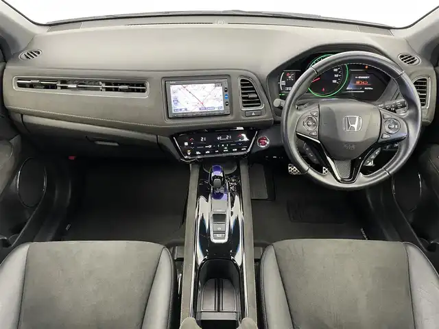 ホンダ ヴェゼル ハイブリッド RS ホンダセンシング 富山県 2017(平29)年 4.3万km ホワイトオーキッドパール 純正ナビ（AM/FM/CD/DVD/USB/BT）/フルセグTV/バックカメラ/衝突被害軽減ブレーキ/アダプティブクルーズコントロール/レーンキープアシスト/オートLEDライト/ビルトインETC/パドルシフト/ハーフレザーシート/前席シートヒーター/スマートキー×２/プッシュスタート/純正フロアマット/取扱説明書/保証書