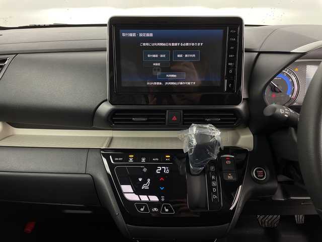 三菱 デリカミニ T プレミアム 新潟県 2025(令7)年 0.1千km 緑Ⅱ 4WD/MI-PILOT/純正9インチディスプレイオーディオ/Bluetooth/アラウンドビューモニター/両側パワースライド/レーダークルーズコントロール/LEDオートライト/ハーフレザーシート/シートヒーター/純正15インチアルミホイール/ルーフレール/デジタルインナーミラー/パドルシフト/電格ミラー/ウィンカーミラー/ステアリングヒーター/スマートキー