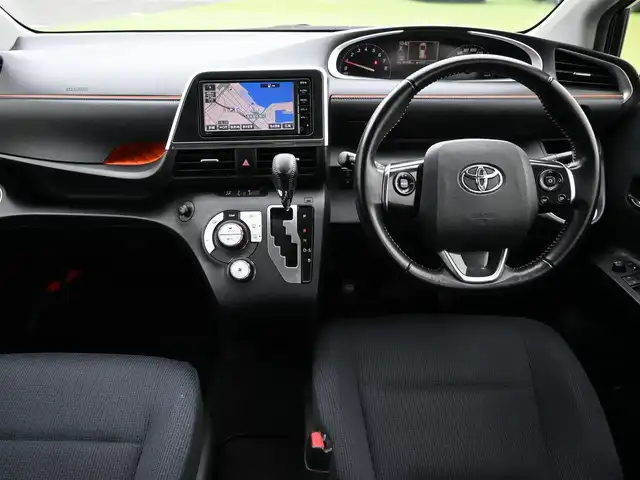 トヨタ シエンタ G 千葉県 2016(平28)年 5.2万km ブラックマイカ 185/60R15/モデリスタフロントフポイラー/両側パワースライドドア/純正SDナビ/ワンセグTV/【CD再生機能　Bluetooth接続】/バックカメラ/革巻きステアリング/ETC/LEDヘッドライト/ウインカーミラー/スマートキー