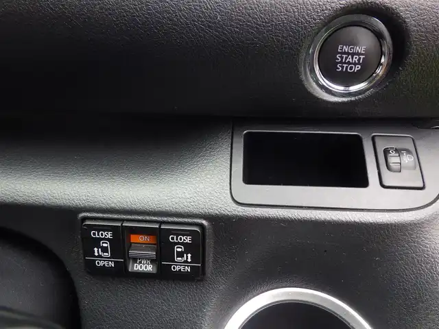 トヨタ シエンタ G 千葉県 2016(平28)年 5.2万km ブラックマイカ 185/60R15/モデリスタフロントフポイラー/両側パワースライドドア/純正SDナビ/ワンセグTV/【CD再生機能　Bluetooth接続】/バックカメラ/革巻きステアリング/ETC/LEDヘッドライト/ウインカーミラー/スマートキー