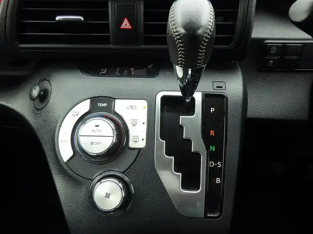 トヨタ シエンタ G 千葉県 2016(平28)年 5.2万km ブラックマイカ 185/60R15/モデリスタフロントフポイラー/両側パワースライドドア/純正SDナビ/ワンセグTV/【CD再生機能　Bluetooth接続】/バックカメラ/革巻きステアリング/ETC/LEDヘッドライト/ウインカーミラー/スマートキー