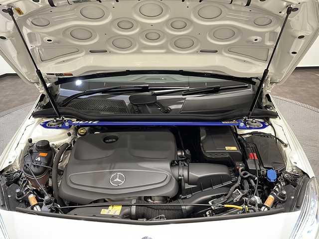 メルセデス・ベンツ Ａ１８０ スポーツ 新潟県 2015(平27)年 8.6万km カルサイトホワイト レーダーセーフティパッケージ/-ブラインドスポットアシスト/-ディストロニックプラス/-CPAプラス/-PRE SAFE/純正HDDナビ/フルセグTV/BLITZ車高調/リアウィング/ETC