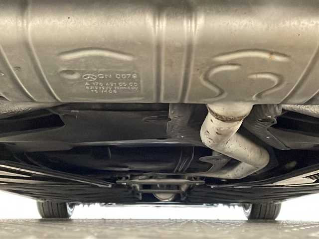 メルセデス・ベンツ Ａ１８０ スポーツ 新潟県 2015(平27)年 8.6万km カルサイトホワイト レーダーセーフティパッケージ/-ブラインドスポットアシスト/-ディストロニックプラス/-CPAプラス/-PRE SAFE/純正HDDナビ/フルセグTV/BLITZ車高調/リアウィング/ETC