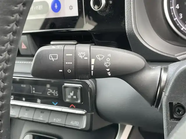 トヨタ ノア S－Z 宮崎県 2023(令5)年 1.3万km ホワイトパールクリスタルシャイン ワンオーナー/純正ナビ/(AM.FM.Bluetooth.DVD.CD)/バックカメラ/クリアランスソナー/両側パワースライドドア/シートヒーター/ハーフレザー/レーダークルーズコントロール/プリクラッシュセーフティー/LEDライト/ドアバイザー/純正フロアマット/純正ユニバーサルステップ/スマートキー/スペアキー