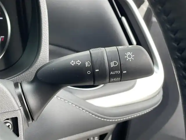 トヨタ ノア S－Z 宮崎県 2023(令5)年 1.3万km ホワイトパールクリスタルシャイン ワンオーナー/純正ナビ/(AM.FM.Bluetooth.DVD.CD)/バックカメラ/クリアランスソナー/両側パワースライドドア/シートヒーター/ハーフレザー/レーダークルーズコントロール/プリクラッシュセーフティー/LEDライト/ドアバイザー/純正フロアマット/純正ユニバーサルステップ/スマートキー/スペアキー