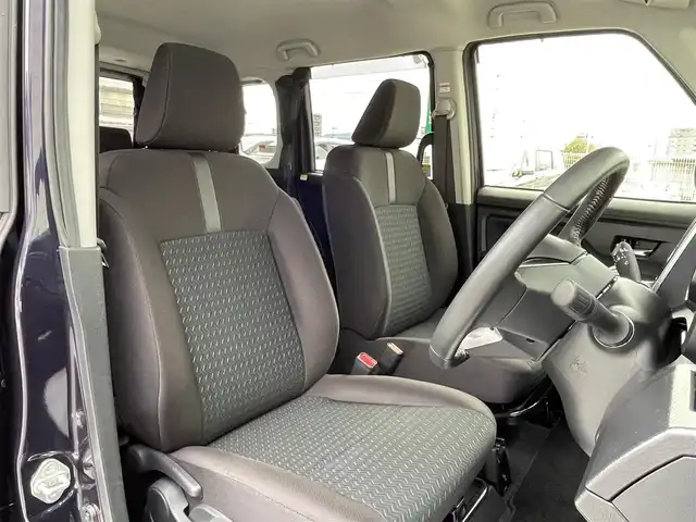 トヨタ ルーミー カスタムG 福岡県 2022(令4)年 2.9万km クールバイオレットクリスタルシャイン 純正7型SDナビ(フルセグTV/CD/DVD/BT)全方位モニターコーナーセンサーオートホールド両側パワスラクルコンETC2.0USB純正アルミホイール純正LED純正フロアマットプッシュスタートスマートキースペアキー