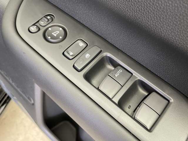 ホンダ フリード ハイブリット e:HEV AIR EX 富山県 2025(令7)年 0.1千km クリスタルブラックパール 登録済未使用車/4WD/寒冷地仕様/純正9インチナビ【LXM-242ZFNI】/（AM/FM/USB/BT/AppleCarPlay/AndroidAuto）/フルセグTV/バックカメラ/両側パワースライドドア/衝突被害軽減ブレーキ/レーンキープアシスト/アダプティブクルーズコントロール/ブラインドスポットモニター/オートマチックハイビーム/コーナーセンサー前後/ハーフレザーシート/前席シートヒーター/スマートキー×２/プッシュスタート/純正15インチAW/取扱説明書/保証書