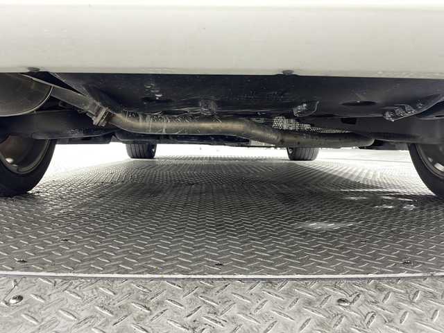 トヨタ カムリ WSレザーパッケージ 沖縄県 2019(平31)年 4.7万km プラチナホワイトパールマイカ 禁煙車　/純正８インチナビ[B9108]　/（フルセグTV CD DVD Bluetooth）/ムーンルーフ　/バックカメラ　/前方ドライブレコーダー　/電動パーキングブレーキ　/Toyota Safety Sense/・PCS（プリクラッシュセーフティ）/・LDA（レーンディパーチャーアラート）/・AHB（オートマチックハイビーム）/ＨＵＤ（ヘッドアップディスプレイ）　/ＢＳＭ（ブラインドスポットモニター）　/ＡＣ１００Ｖ　/ビルトインＥＴＣ　/レザーシート/パワーシート/シートヒーター