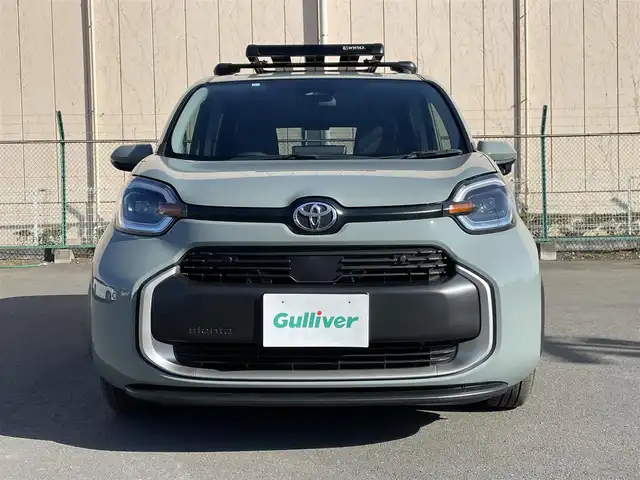 トヨタ シエンタ Z 東京都 2023(令5)年 1.8万km アーバンカーキ 純正10.5型ナビ/バックカメラ/両側電動スライドドア/ETC/フルセグTV/Bluetooth/CD/DVD/innoルーフキャリア/ドライブレコーダー/スマートキー/純正バイザー/社外マット/ブラインドスポットモニター/衝突軽減装置/車線逸脱警報装置/横滑り防止装置