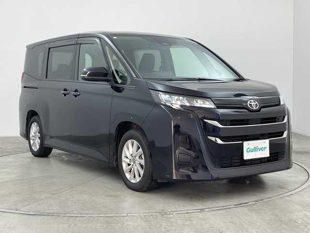 トヨタ ノア G 群馬県 2024(令6)年 1.6万km スパークリングブラックパールクリスタルシャイン 純正１０．５型ナビ　バックカメラ　ＣＤ／ＤＶＤデッキ　ユニバーサルステップ　快適利便パッケージＭｉｄ　ビルトインＥＴＣ２．０　ワンタッチスイッチ付両側電動スライドドア　トヨタセーフティセンス　禁煙