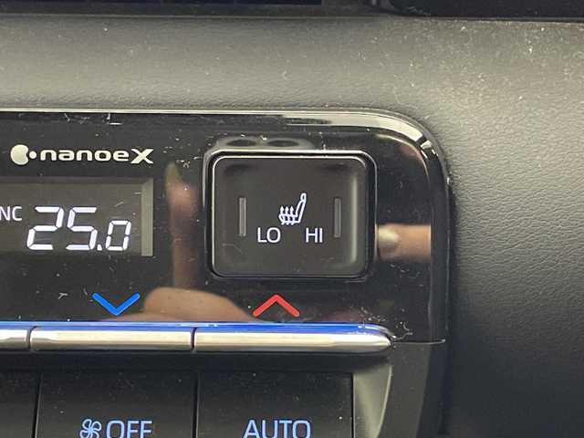 トヨタ ノア G 群馬県 2024(令6)年 1.6万km スパークリングブラックパールクリスタルシャイン 純正１０．５型ナビ　バックカメラ　ＣＤ／ＤＶＤデッキ　ユニバーサルステップ　快適利便パッケージＭｉｄ　ビルトインＥＴＣ２．０　ワンタッチスイッチ付両側電動スライドドア　トヨタセーフティセンス　禁煙