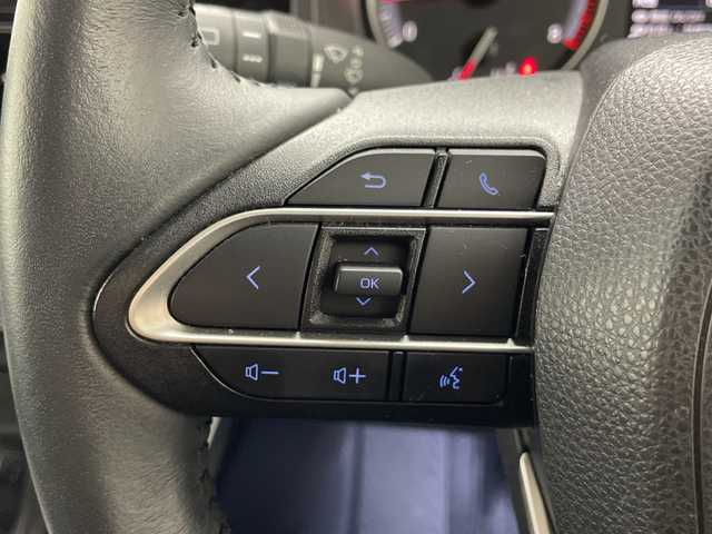 トヨタ ノア G 群馬県 2024(令6)年 1.6万km スパークリングブラックパールクリスタルシャイン 純正１０．５型ナビ　バックカメラ　ＣＤ／ＤＶＤデッキ　ユニバーサルステップ　快適利便パッケージＭｉｄ　ビルトインＥＴＣ２．０　ワンタッチスイッチ付両側電動スライドドア　トヨタセーフティセンス　禁煙