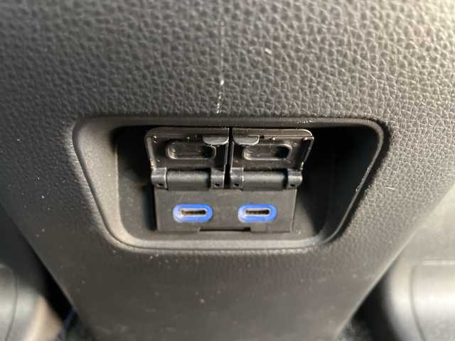 トヨタ ノア G 群馬県 2024(令6)年 1.6万km スパークリングブラックパールクリスタルシャイン 純正１０．５型ナビ　バックカメラ　ＣＤ／ＤＶＤデッキ　ユニバーサルステップ　快適利便パッケージＭｉｄ　ビルトインＥＴＣ２．０　ワンタッチスイッチ付両側電動スライドドア　トヨタセーフティセンス　禁煙