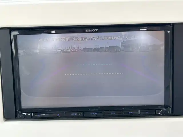 スズキ ラパン G 岡山県 2021(令3)年 6万km シフォンアイボリーM 登録時走行距離60061km/ワンオーナー/社外ナビ/フルセグTV/(AM.FM.TV.CD.DVD.BT)/バックカメラ/衝突軽減ブレーキ/レーンキープアシスト/横滑り防止装置/盗難防止装置/アイドリングストップ/コーナーセンサー/シートヒーター(D席)/純正フロアマット/プッシュスタート/オートライト/USB入力端子